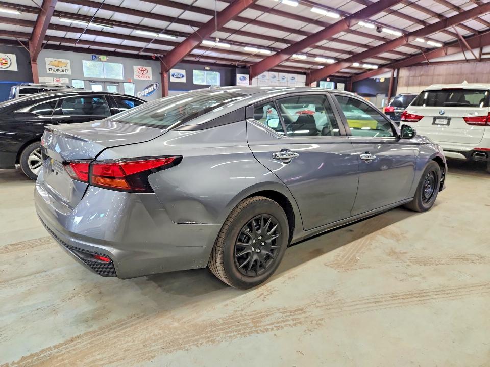 Photo 3 from auction – 2019 NISSAN ALTIMA with VIN 1N4BL4BV7KC247345