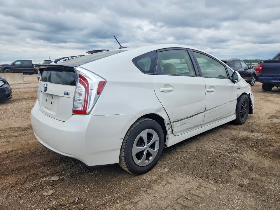 Photo 3 from auction – 2014 TOYOTA PRIUS with VIN JTDKN3DUXE1814912