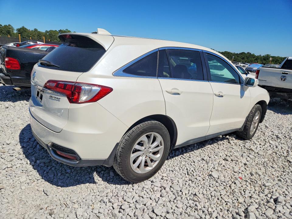 Photo 3 from auction – 2018 ACURA RDX with VIN 5J8TB3H36JL014879