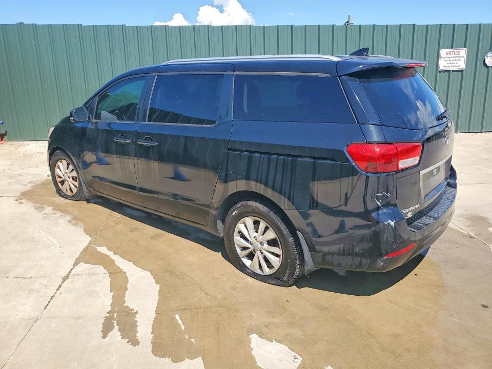 Foto 2 de la subasta – 2017 KIA SEDONA con VIN KNDMB5C17H6320521