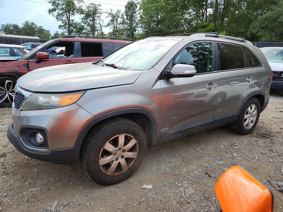 Photo 1 from auction – 2013 KIA SORENTO with VIN 5XYKTCA60DG335599