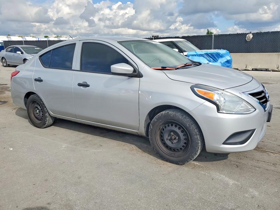 Снимка 4 от търг – 2019 NISSAN VERSA с VIN 3N1CN7AP7KL871747