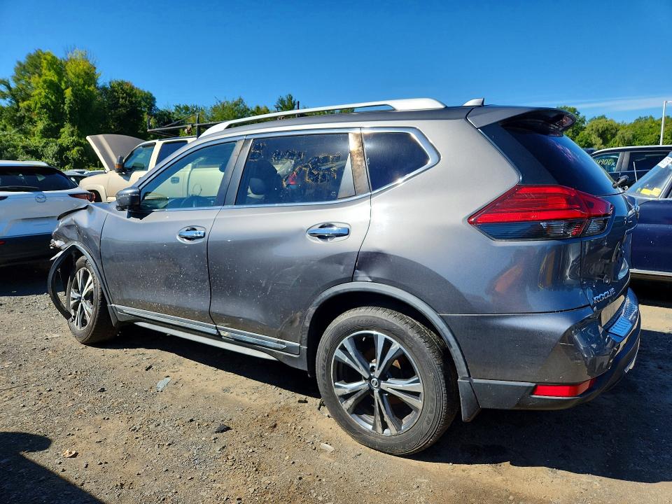 Photo 2 from auction – 2017 NISSAN ROGUE with VIN JN8AT2MV5HW263580