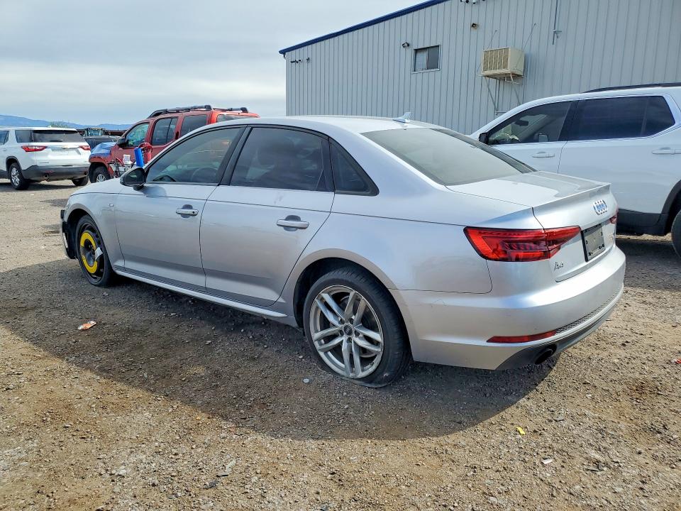 Foto 2 de la subasta – 2017 AUDI A4 con VIN WAUKMAF46HN040107