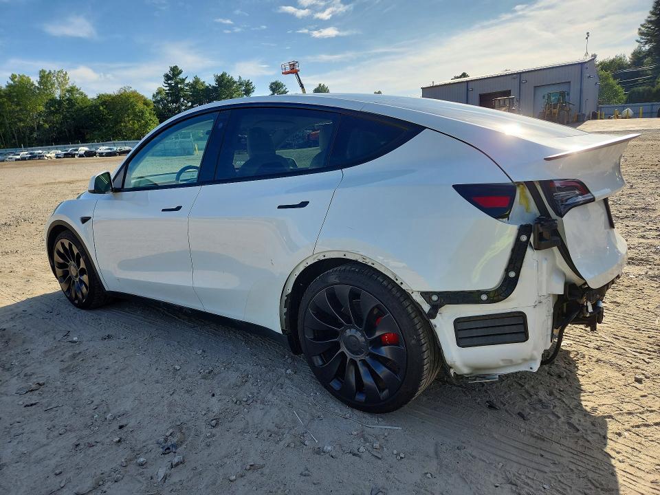 Photo 2 from auction – 2022 TESLA MODEL Y with VIN 7SAYGDEF5NF455828