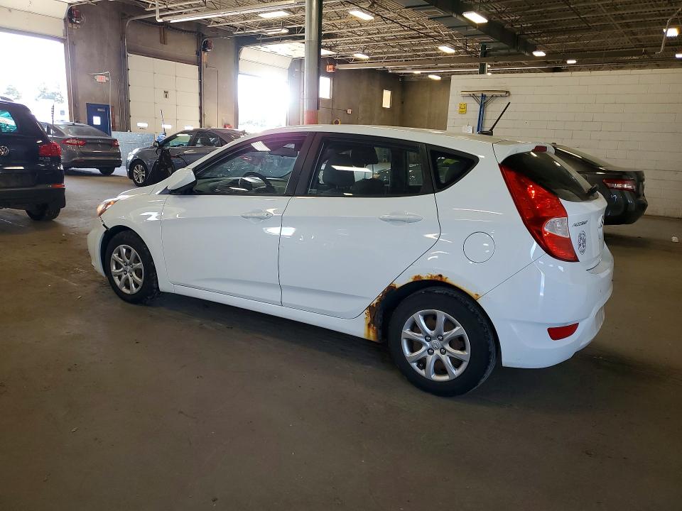 Photo 2 from auction – 2014 HYUNDAI ACCENT with VIN KMHCT5AE4EU168263