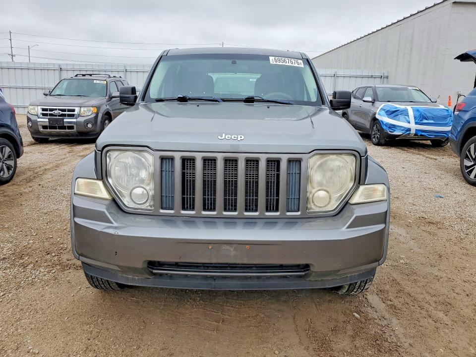 Photo 5 from auction – 2012 JEEP LIBERTY with VIN 1C4PJLAK0CW111887