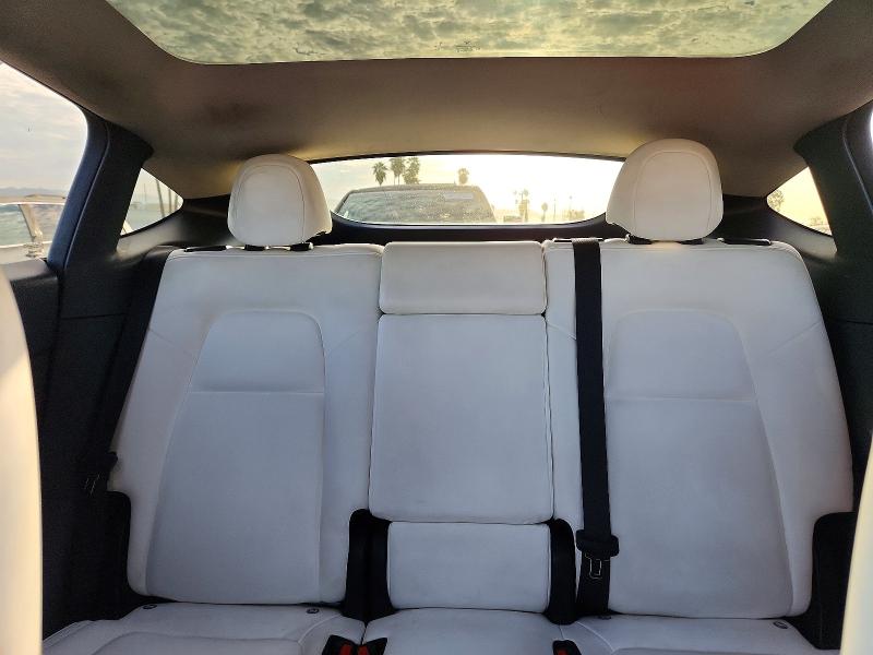 Снимка 10 от търг – 2023 TESLA MODEL Y с VIN 7SAYGAEE5PF913358
