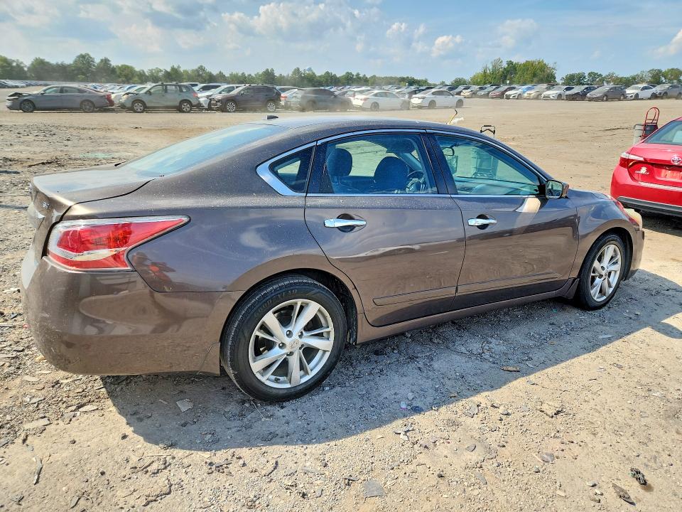 Photo 3 from auction – 2014 NISSAN ALTIMA with VIN 1N4AL3AP1EC284453