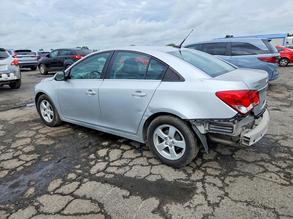 Photo 2 from auction – 2014 CHEVROLET CRUZE with VIN 1G1PC5SBXE7418302