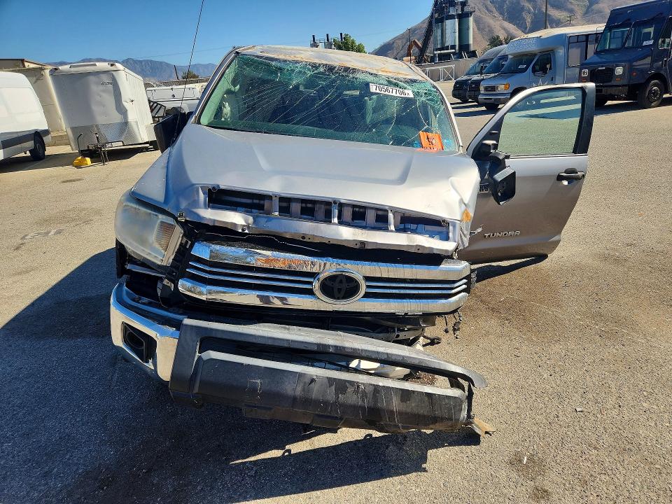 Photo 5 from auction – 2016 TOYOTA TUNDRA with VIN 5TFDY5F19GX524675