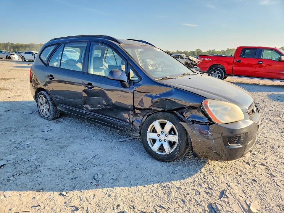 Photo 4 from auction – 2007 KIA RONDO with VIN KNAFG525477061961