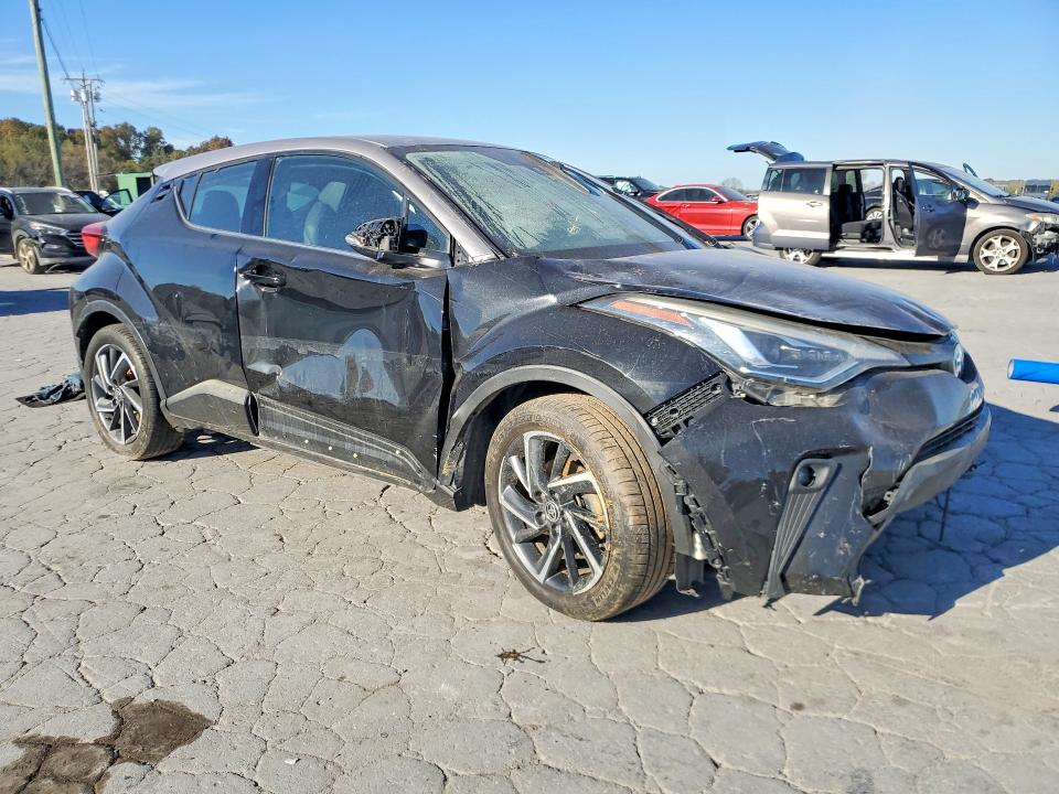 Photo 4 from auction – 2020 TOYOTA C-HR with VIN NMTKHMBX7LR111857