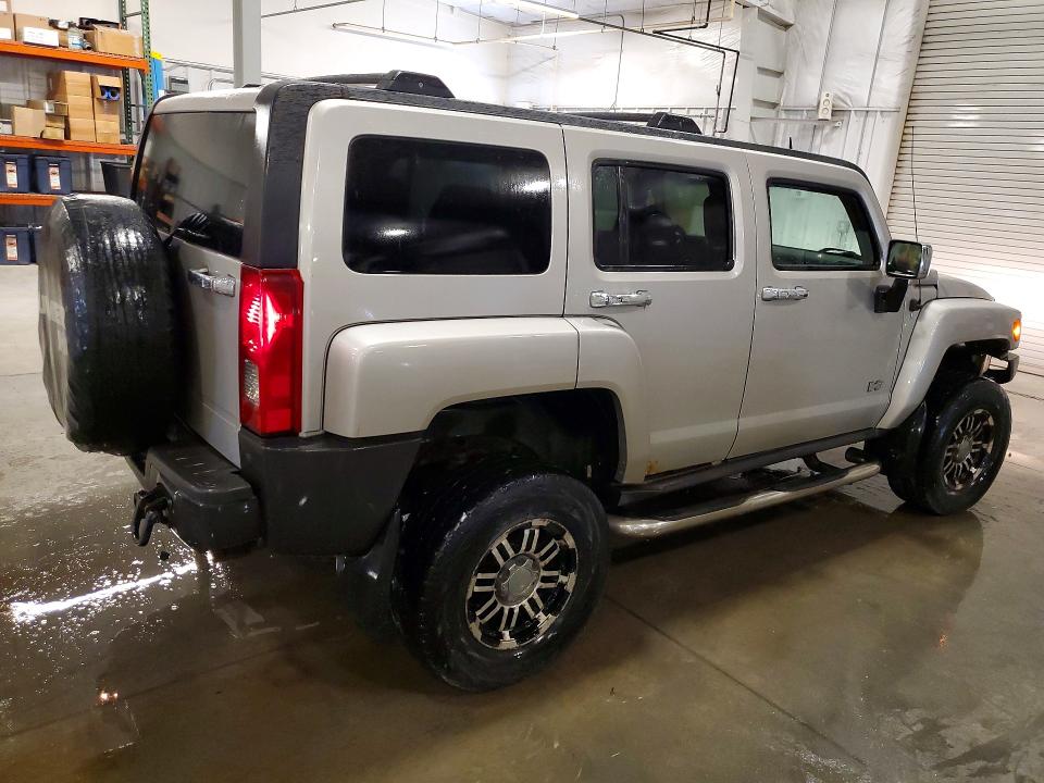 Zdjęcie 3 z aukcji – 2007 HUMMER H3 z VIN 5GTDN13E978253144