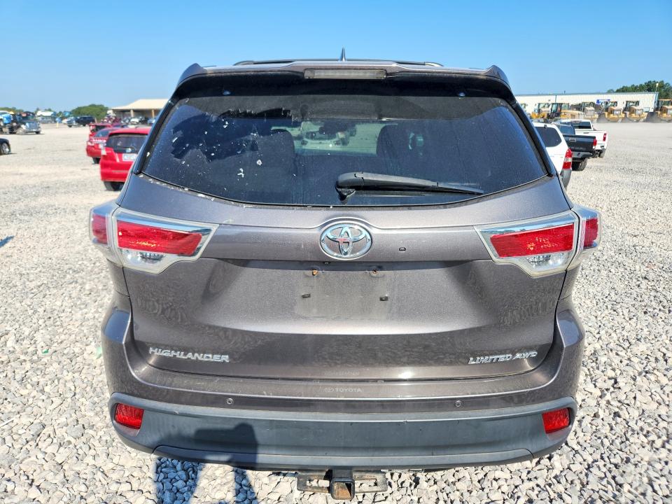 Photo 6 from auction – 2016 TOYOTA HIGHLANDER with VIN 5TDDKRFH5GS300783