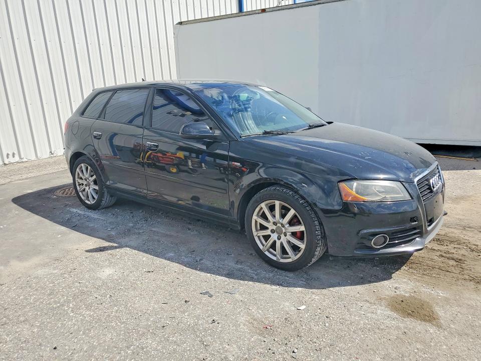 Foto 4 de la subasta – 2012 AUDI A3 con VIN WAUKJAFM5CA068375