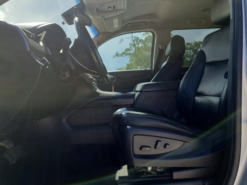 Zdjęcie 7 z aukcji – 2019 CHEVROLET SUBURBAN z VIN 1GNSCHKC6KR201509