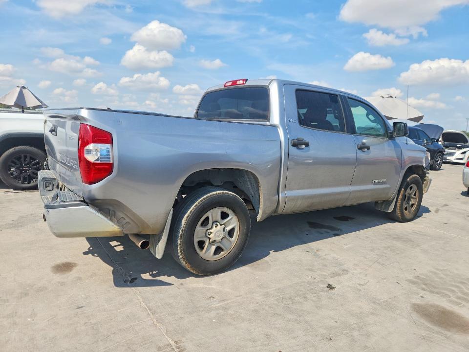 Photo 3 from auction – 2018 TOYOTA TUNDRA with VIN 5TFDM5F12JX075827