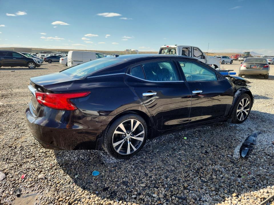 Photo 3 from auction – 2017 NISSAN MAXIMA with VIN 1N4AA6AP7HC416353