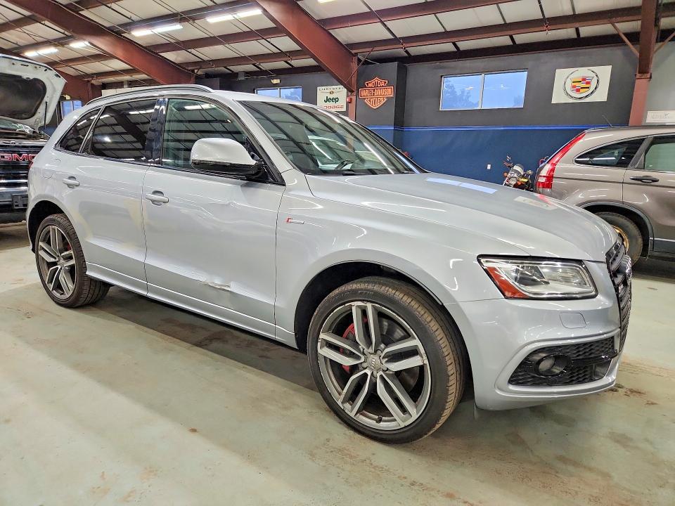 Photo 4 from auction – 2016 AUDI SQ5 with VIN WA1VCAFP6GA142827