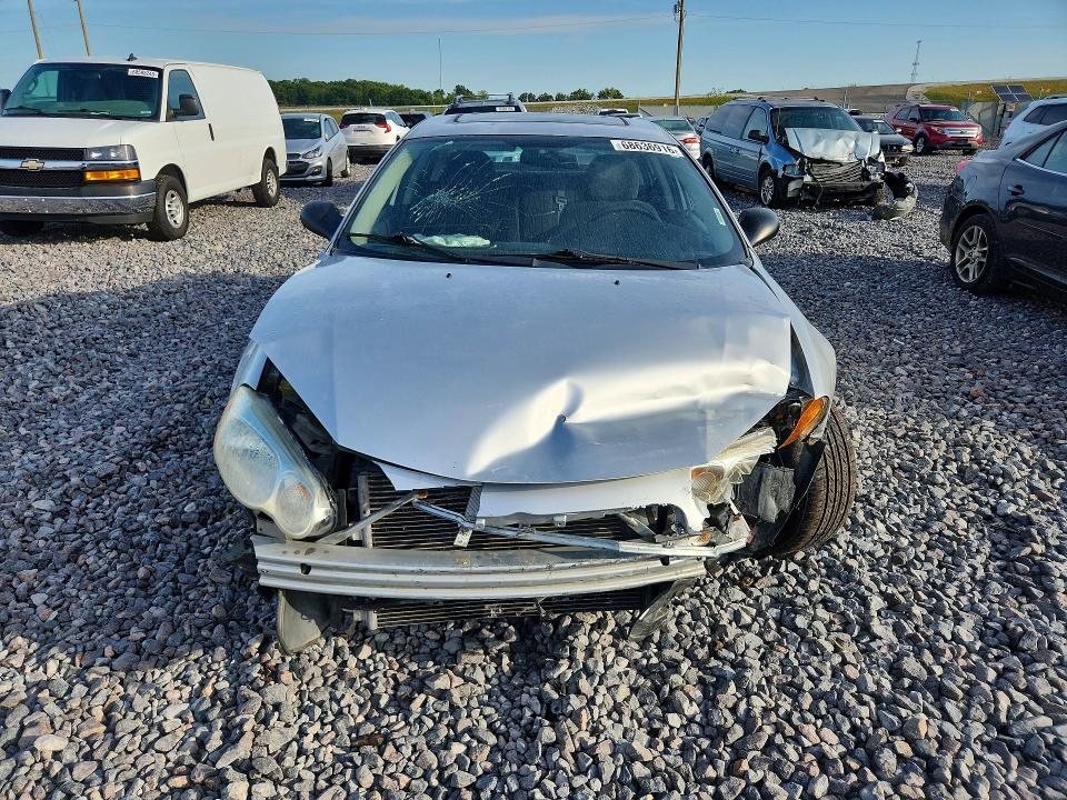 Photo 5 from auction – 2004 CHRYSLER SEBRING with VIN 1C3EL56R44N218049
