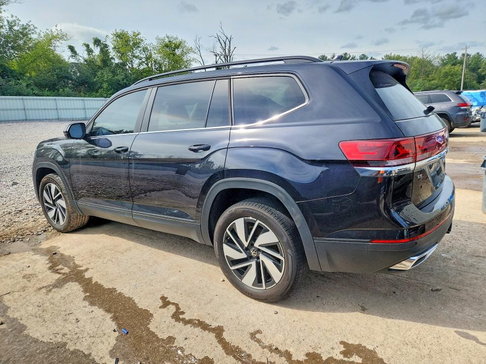 Photo 2 from auction – 2024 VOLKSWAGEN ATLAS with VIN 1V2KR2CA6RC540252