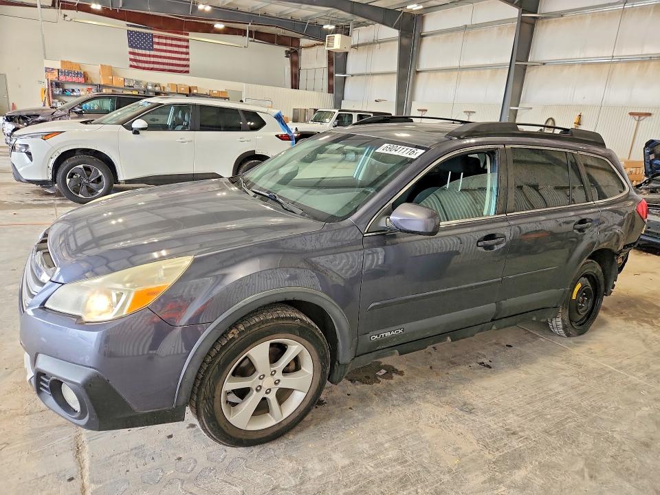SUBARU OUTBACK 2014 z numerem VIN 4S4BRBEC7E3263116 - Zdjęcie z aukcji