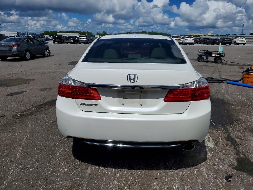 Photo 6 from auction – 2014 HONDA ACCORD with VIN 1HGCR2F89EA097617