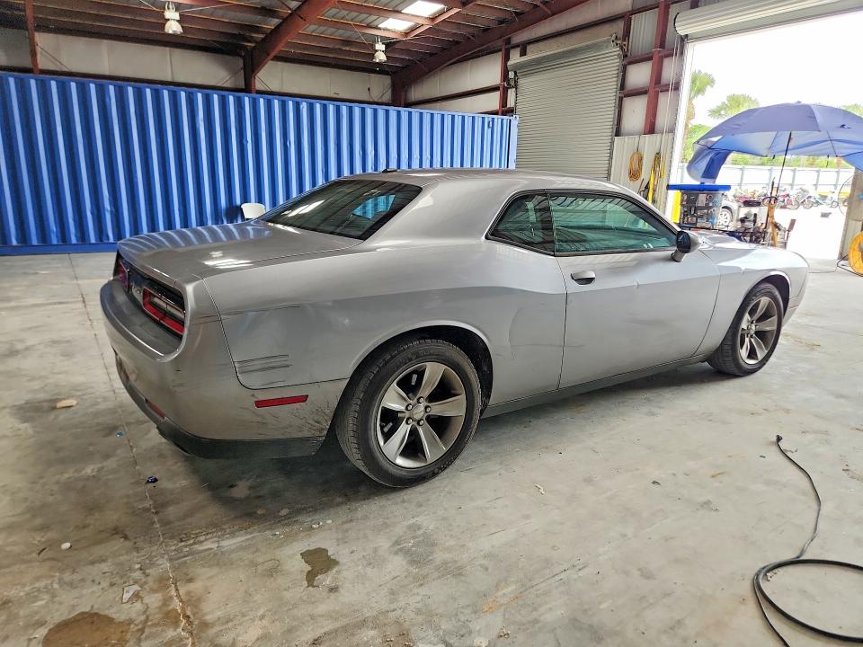 Foto 3 de la subasta – 2016 DODGE CHALLENGER con VIN 2C3CDZAG1GH183713