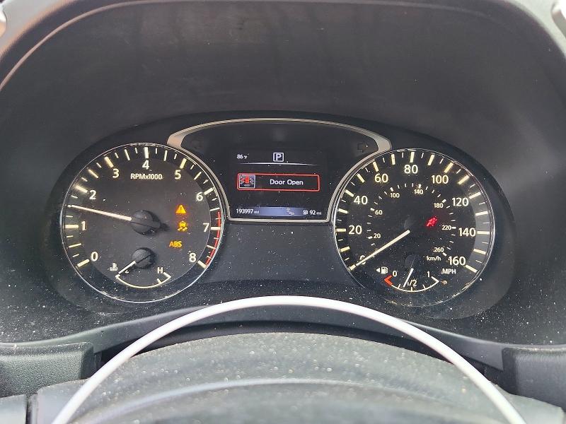 Photo 9 from auction – 2016 NISSAN PATHFINDER with VIN 5N1AR2MNXGC614201