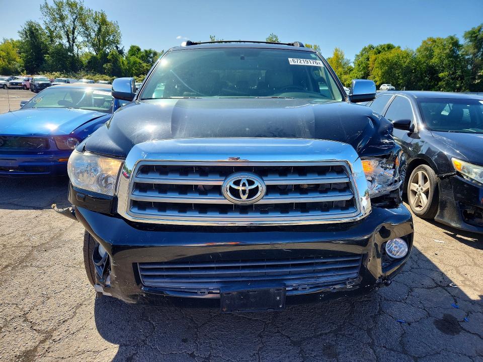 Photo 5 from auction – 2015 TOYOTA SEQUOIA with VIN 5TDJY5G1XFS120709