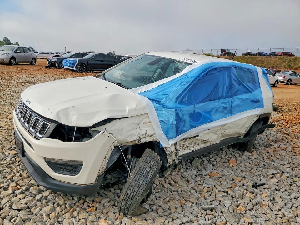 JEEP COMPASS 2018 с VIN 3C4NJDABXJT207722 - Снимка от търг