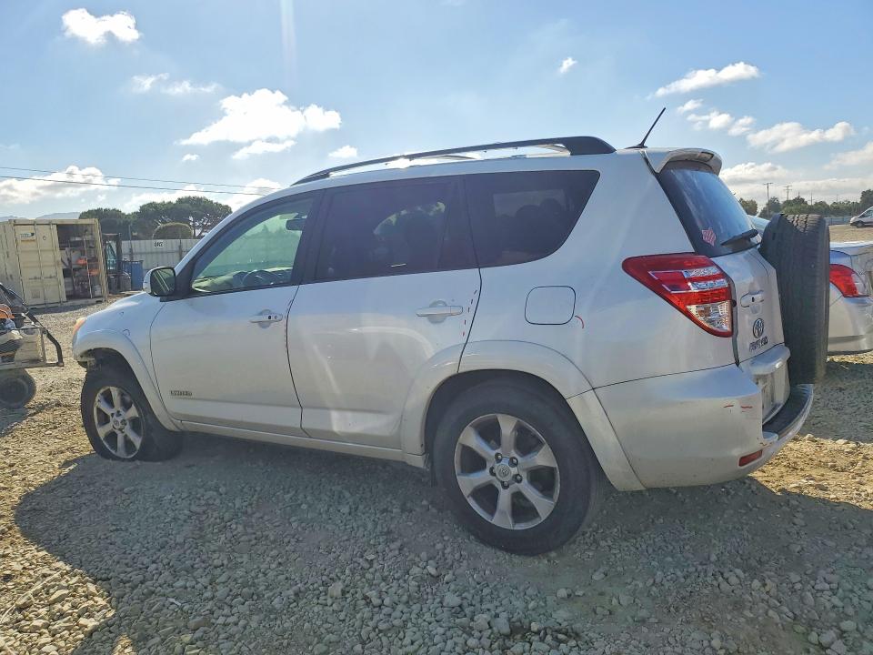 صورة رقم 2 من المزاد - 2011 TOYOTA RAV4 مع VIN 2T3YK4DV9BW013760