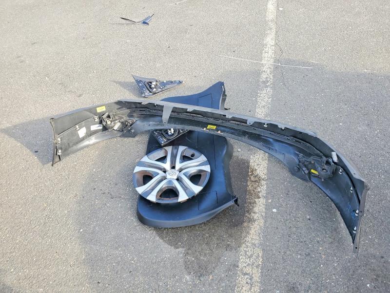 Photo 13 from auction – 2018 TOYOTA RAV4 with VIN 2T3BFREV6JW856920