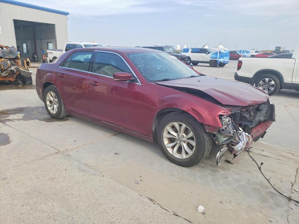Снимка 4 от търг – 2015 CHRYSLER 300 с VIN 2C3CCAAG8FH818378