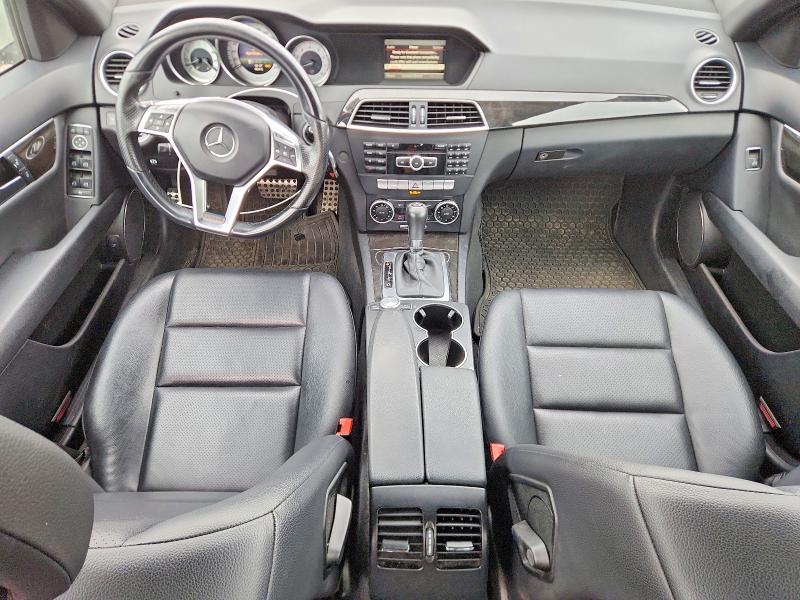 Photo 8 from auction – 2014 MERCEDES-BENZ C with VIN WDDGF8AB8EA944048