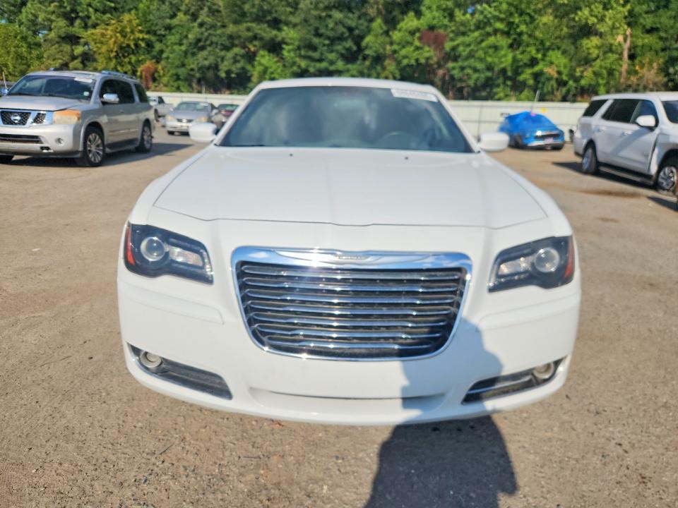 Photo 5 from auction – 2014 CHRYSLER 300 with VIN 2C3CCABGXEH361196