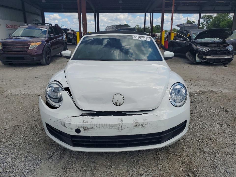 Photo 5 from auction – 2016 VOLKSWAGEN BEETLE with VIN 3VW517AT5GM809373
