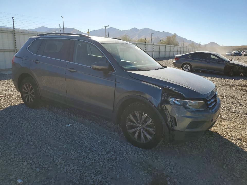 Снимка 4 от търг – 2019 VOLKSWAGEN TIGUAN с VIN 3VV2B7AX4KM142053