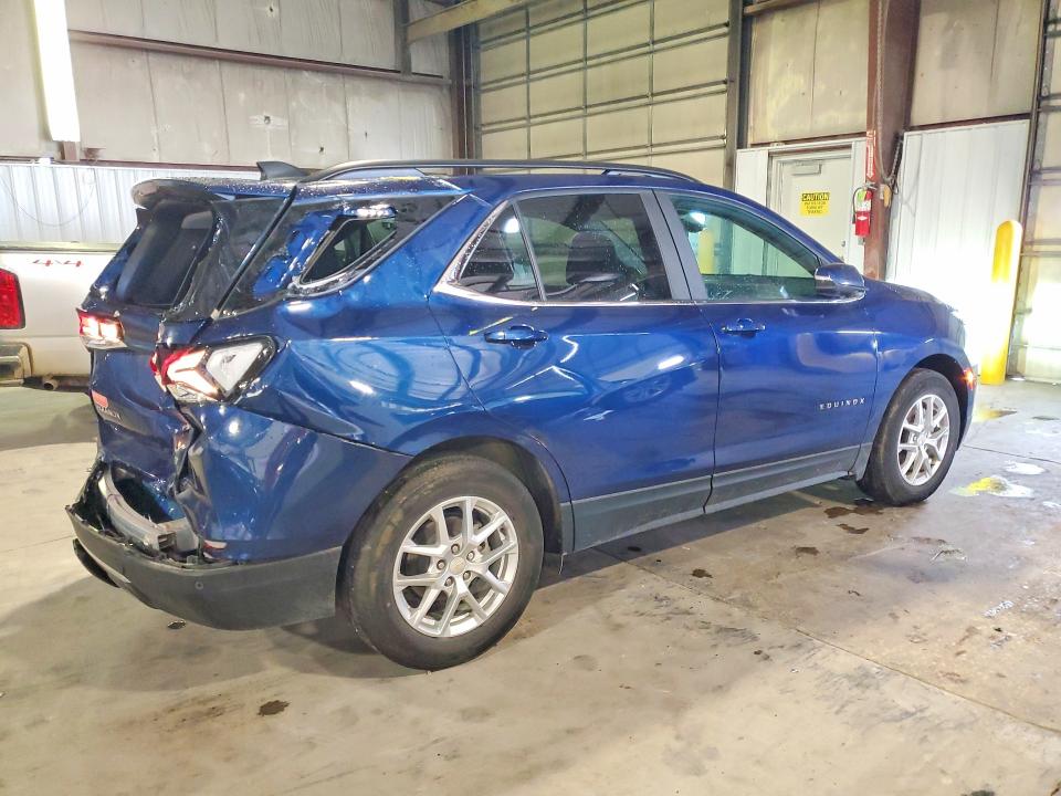 Photo 3 from auction – 2022 CHEVROLET EQUINOX with VIN 3GNAXKEV5NL231641