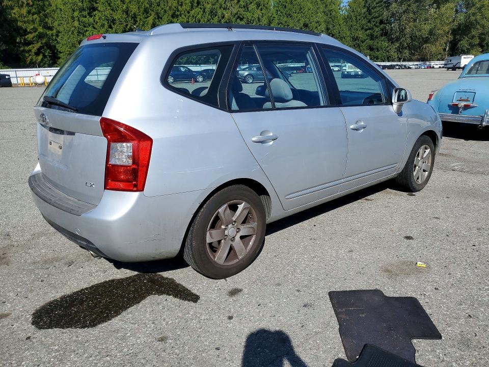 Photo 3 from auction – 2007 KIA RONDO with VIN KNAFG525677076512