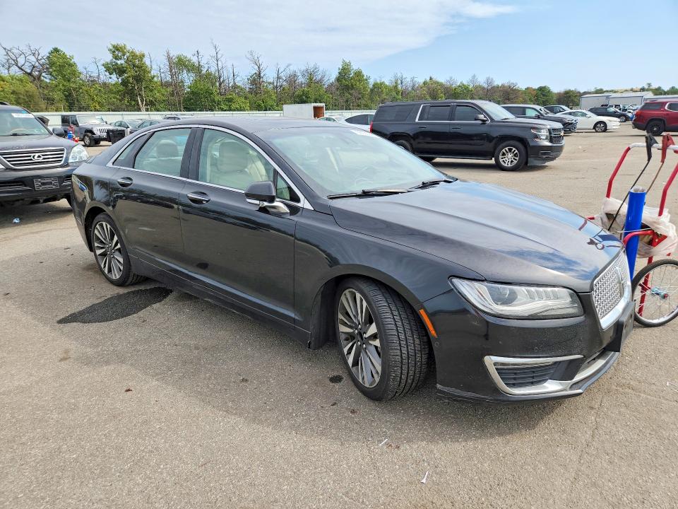 Photo 4 from auction – 2019 LINCOLN MKZ with VIN 3LN6L5F95KR624900