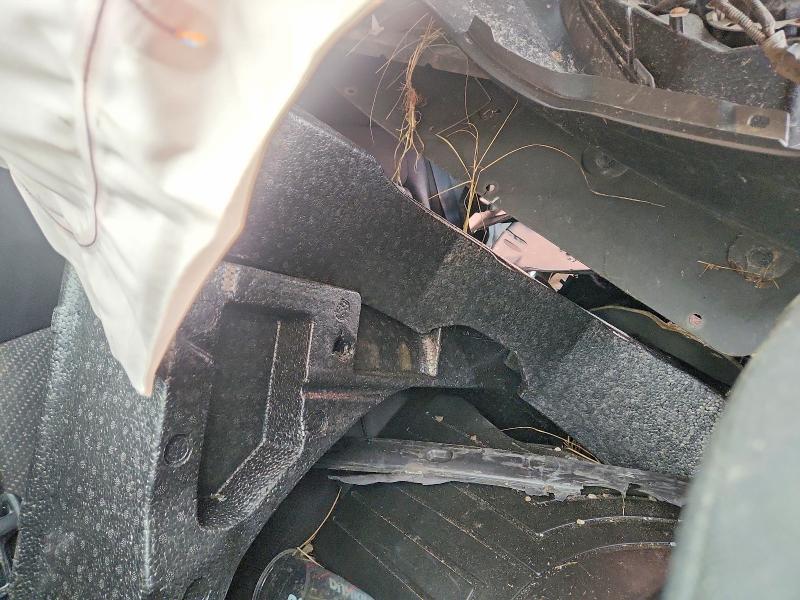 Снимка 11 от търг – 2015 MITSUBISHI OUTLANDER SPORT с VIN 4A4AP4AU8FE057818