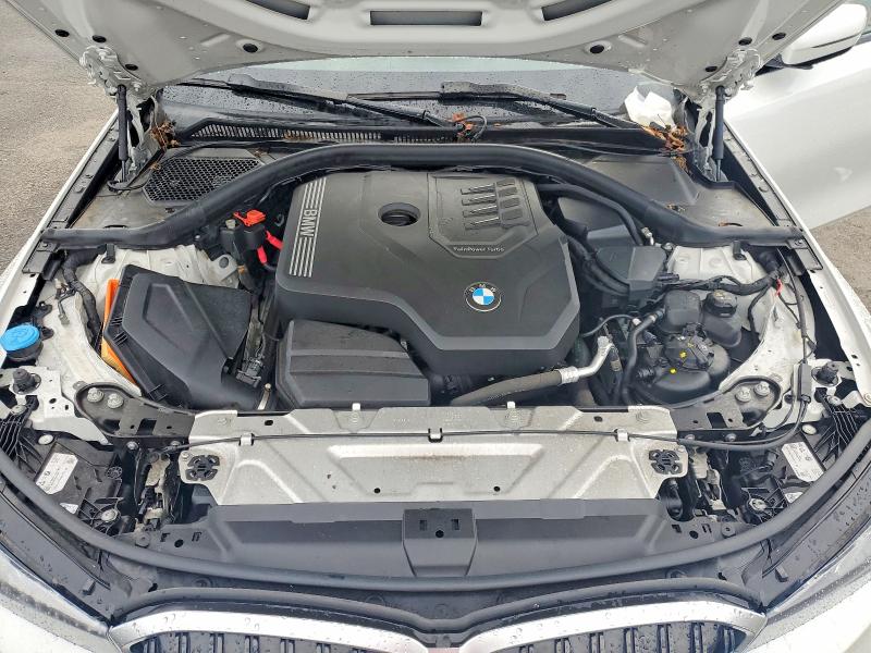 Photo 11 from auction – 2023 BMW 330XI with VIN 3MW89FF00P8D01979