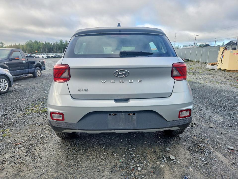 Photo 6 from auction – 2022 HYUNDAI VENUE with VIN KMHRB8A3XNU156132