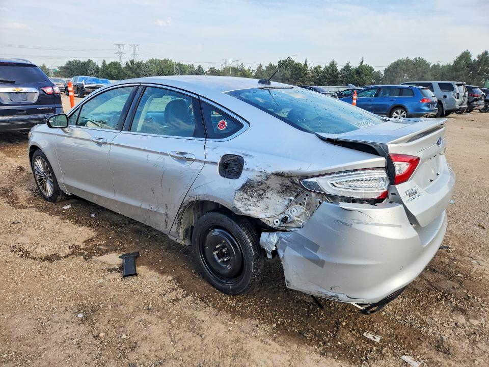 Photo 2 from auction – 2016 FORD FUSION with VIN 3FA6P0K92GR400725