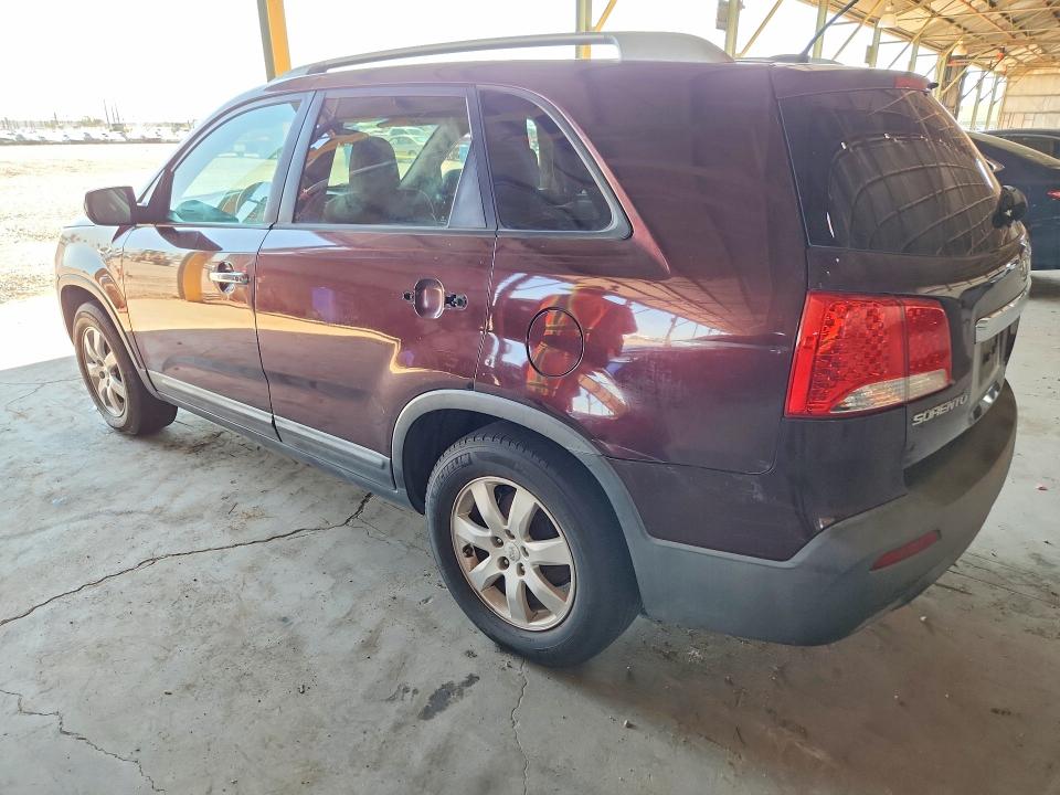 Photo 2 from auction – 2012 KIA SORENTO with VIN 5XYKT4A2XCG287434