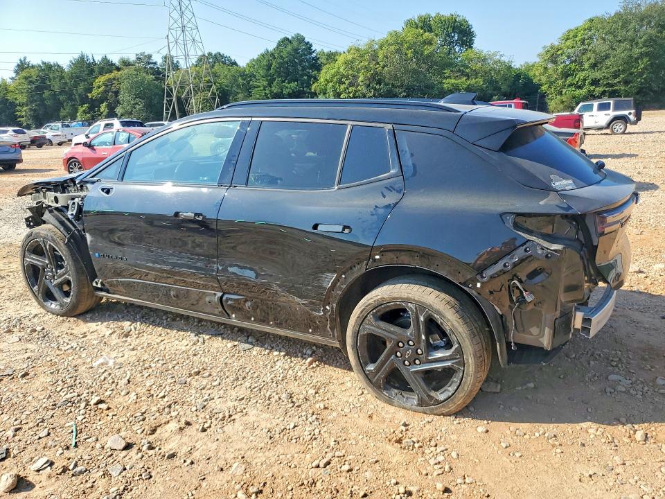 Photo 2 from auction – 2024 CHEVROLET EQUINOX with VIN 3GN7DPRR6RS229583