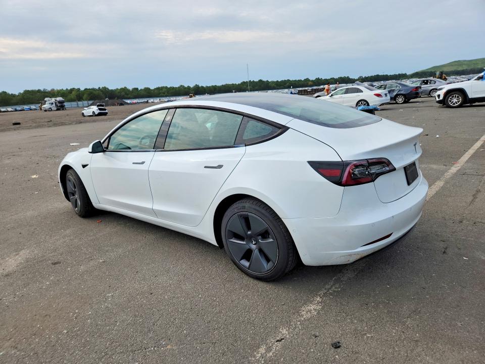 Photo 2 from auction – 2022 TESLA MODEL 3 with VIN 5YJ3E1EB8NF250013