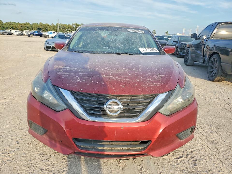 Zdjęcie 5 z aukcji – 2016 NISSAN ALTIMA z VIN 1N4AL3AP0GN314257